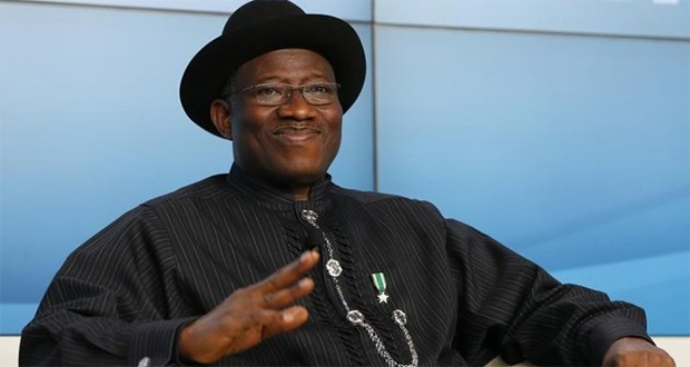 Pour le président, les lycéennes enlevées sont encore au Nigeria