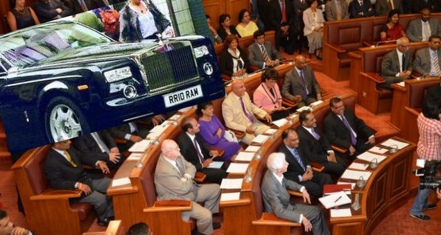 La Rolls Royce du PM au Parlement