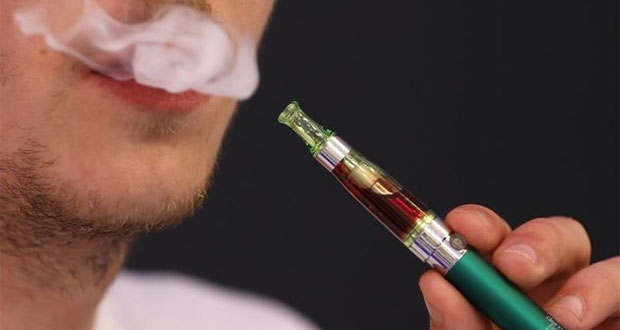 L'e-cigarette pourrait sauver des "millions de vies"