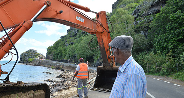 Travaux à Macondé: les bulldozers de Colas à l’oeuvre