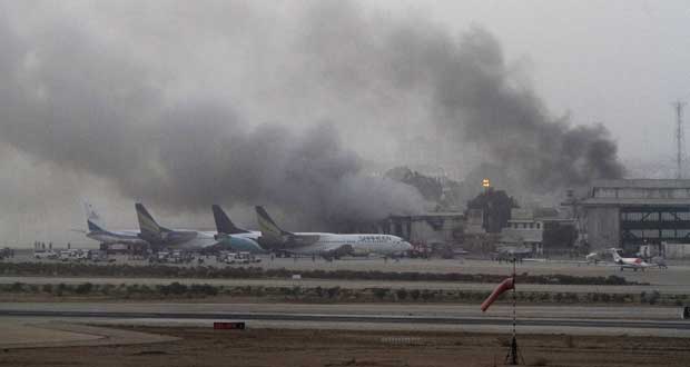 Attaque à l'aéroport de Karachi au Pakistan, 27 morts