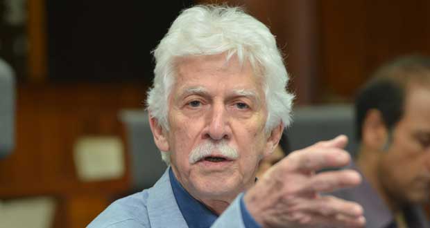 Bérenger: «rupture définitive avec le Parti travailliste»