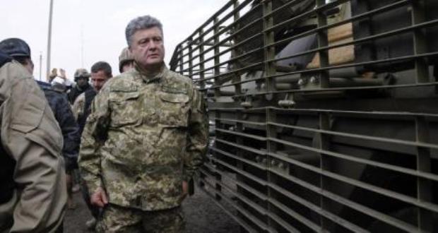 Kiev proclame une semaine de trêve mais menace les rebelles