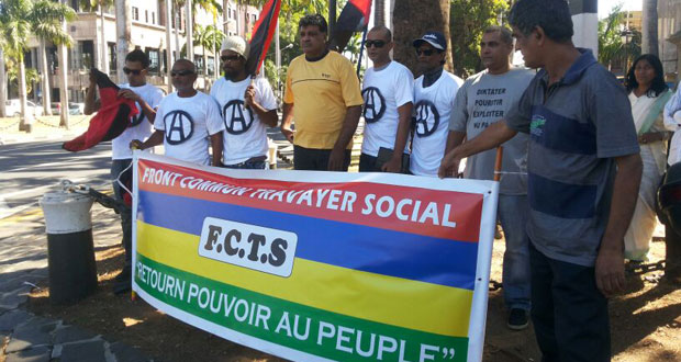 Manifestation à Port-Louis pour exiger la dissolution du Parlement