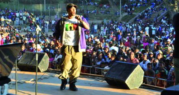 Fête de l’Indépendance – Les podiums attirent Antananarivo