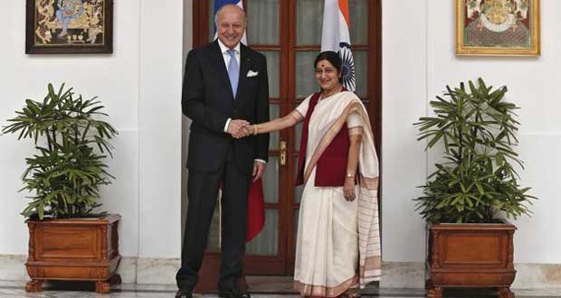 Fabius confiant sur les négociations avec l'Inde sur le Rafale