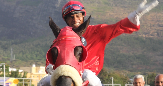 Hippisme : Quatre victoires pour le Mauricien Bardotier