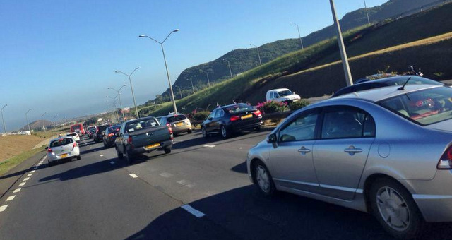 Autoroute M1: pas moins de deux carambolages ce matin