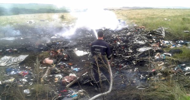 Ukraine: les rebelles pro-russes abattent un avion de la Malaysian Airlines