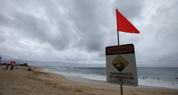 Un ouragan et une tempête tropicale se dirigent vers Hawaï