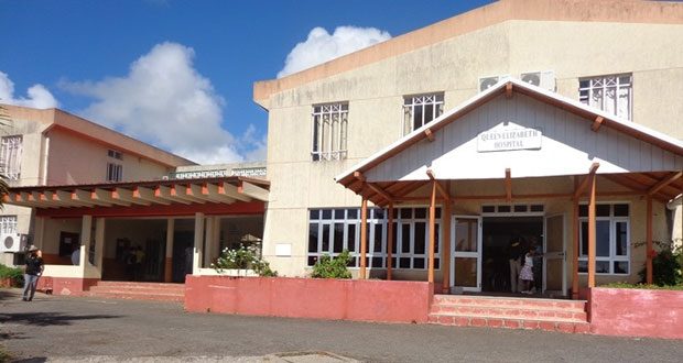 Rodrigues: une mère blâme l’hôpital pour la mort de ses triplés