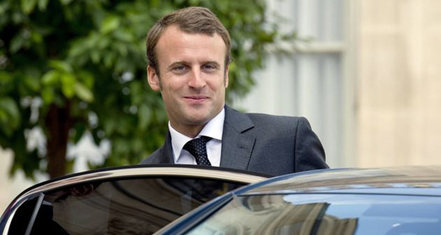 Emmanuel Macron persiste et signe sur les 35 heures