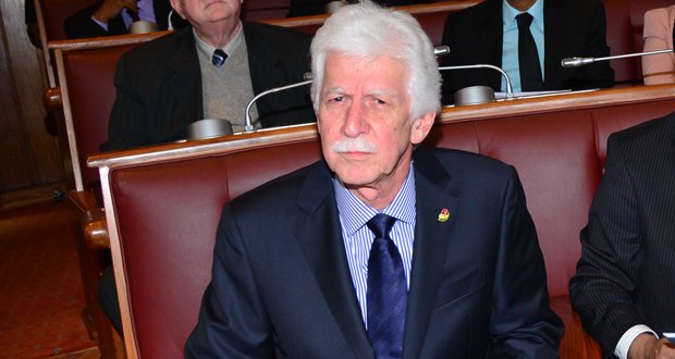 C’est officiel: Bérenger n’est plus leader de l’opposition