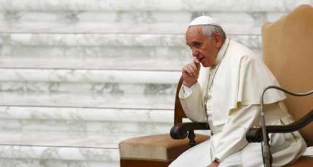 Le pape lance une réflexion sur les annulations de mariage