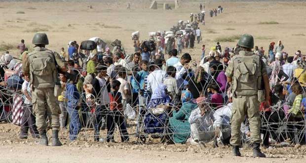 Exode de Kurdes syriens en Turquie face aux djihadistes