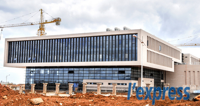 Huit ans après: un premier Business Centre à Jin Fei