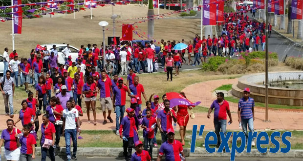 Ramgoolam aux jeunes: «Inacceptable qu’un gradué soit chômeur en 2014»
