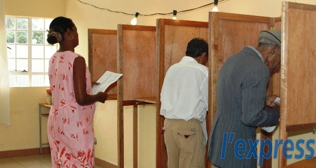  Elections: téléphones portables interdits au moment du vote