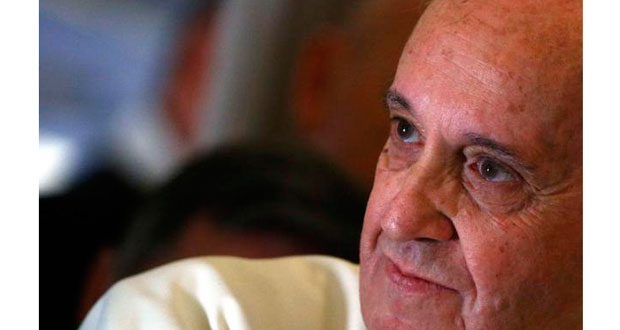 Le pape François vante le contrôle naturel des naissances