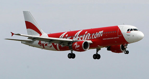 AirAsia : Le copilote était aux commandes juste avant le crash