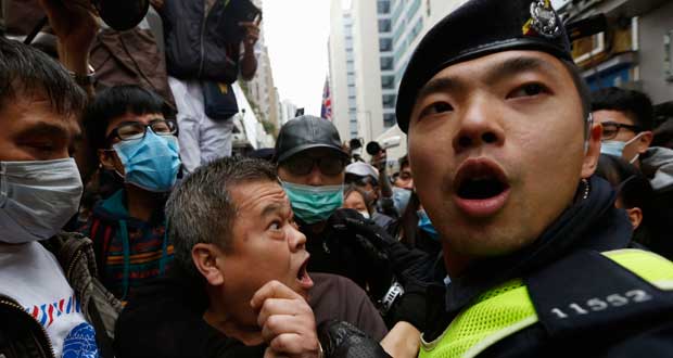 Hong Kong-Plus de 30 arrestations lors d'une manifestation