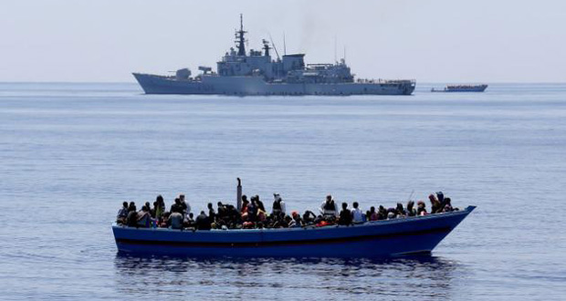 L'UE lance une mission navale contre les passeurs de migrants