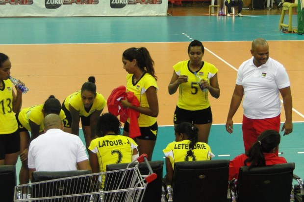 Volley-ball – CAN 2015 dames : La sélection mauricienne conclut en beauté avec un succès !