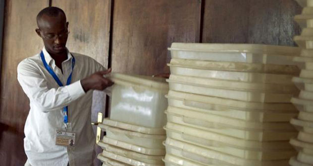 Elections législatives et municipales contestées au Burundi
