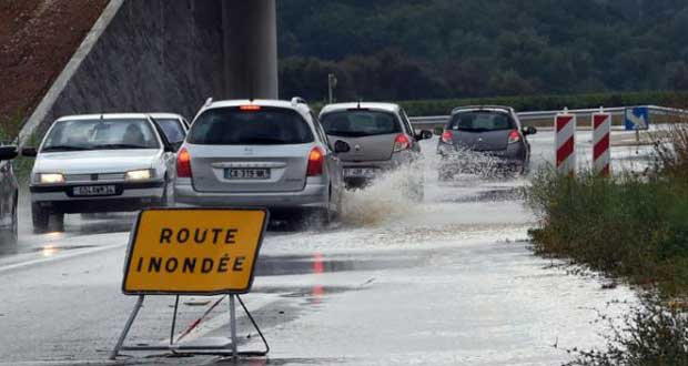 Pluies torrentielles dans l'Hérault: 2 morts, trafic ferroviaire perturbé