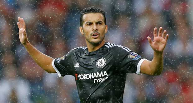 Angleterre/3e journée: Chelsea sauvé par Pedro, Manchester City impérial