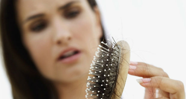 Perte de cheveux: traiter le mal à la racine