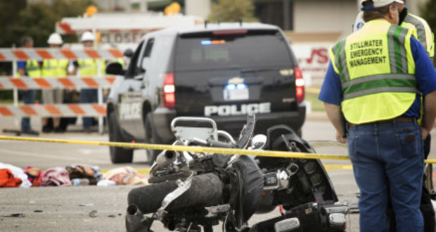 USA: une voiture fonce sur la foule dans l'Oklahoma, 4 morts, 44 blessés
