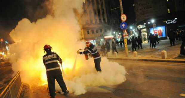 Roumanie: 27 morts suite à un incendie dans une discothèque de Bucarest 