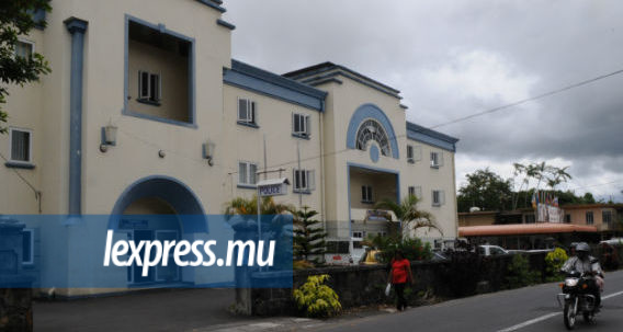Curepipe: furieux, il poignarde son «rival»