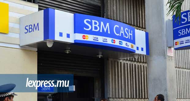 Des appareils frauduleux placés sur un ATM de la SBM : 141 cartes bloquées