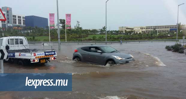 Fortes pluies: Fond-du-Sac et Grand-Baie condamnés aux inondations