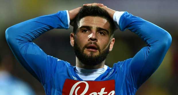 Italie: nul entre Naples et Fiorentina, Juve et Roma en profitent