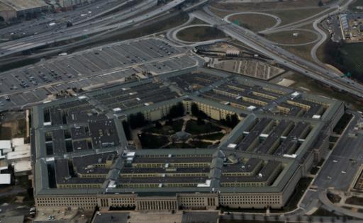 Le Pentagone invite des hackers et recrute le président d'Alphabet (Google)