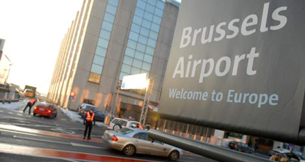 Belgique: deux explosions à l'aéroport de Bruxelles, qui a fermé