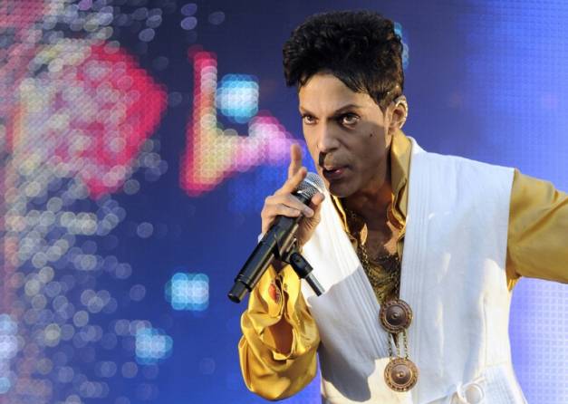 Le chanteur légendaire Prince est mort à 57 ans