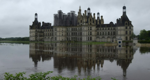 Inondations: la décrue se poursuit à Paris, la facture devrait dépasser le milliard d'euros