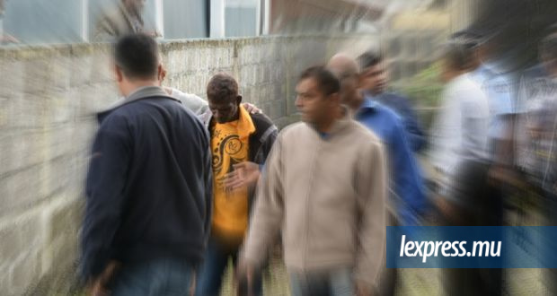 Crime à Eau-Coulée: les suspects participent à une reconstitution