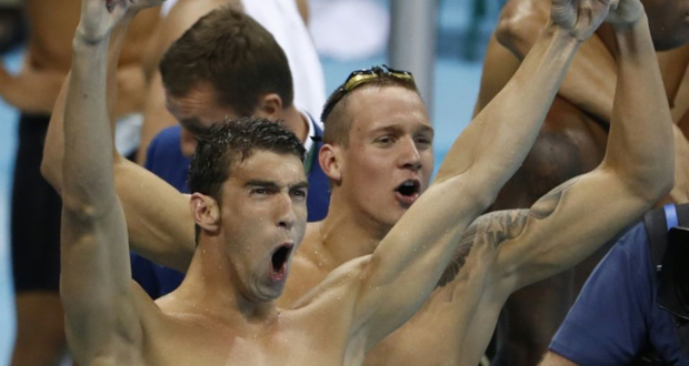 JO-2016/Natation: la France perd son titre sur 4x100 m, 19e médaille d’or pour Phelps