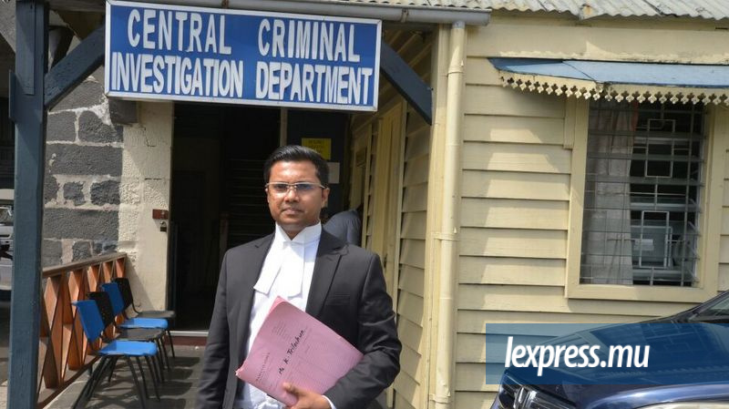 Casernes centrales: l’avocat de Kailash Trilochun remet deux vidéos au CCID
