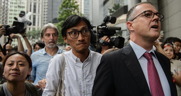 Menaces contre un député de Hong Kong: arrestations chez les triades