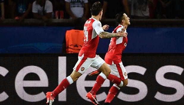 C1 - Arsenal tenu en échec par le PSG, voit la première place s'éloigner
