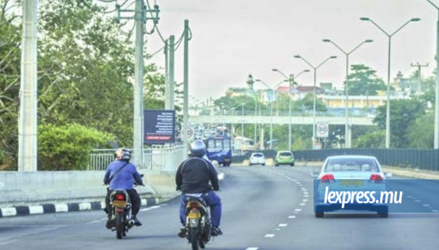 Accidents : contrôles routiers renforcés pour les motocyclistes