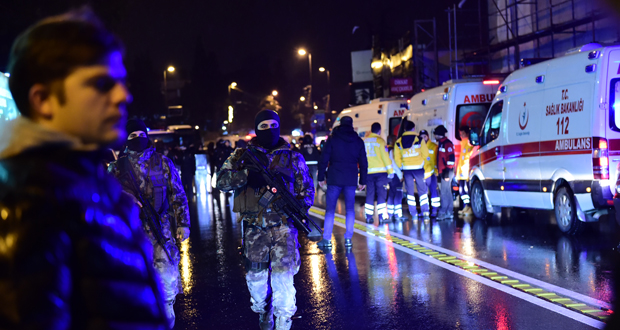 Les célébrations de Nouvel An 2017 endeuillées par un attentat en Turquie