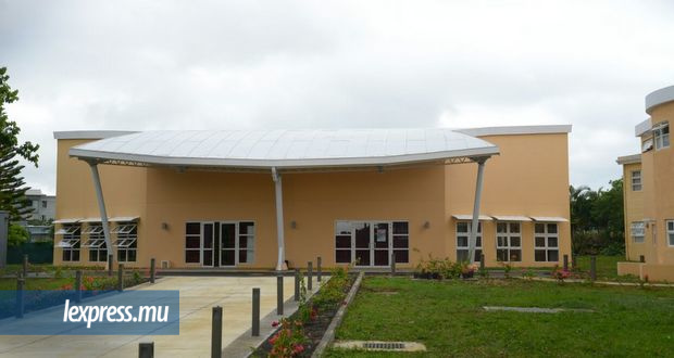 Le Lycée des Mascareignes ouvre sa salle polyvalente au grand public