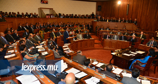 Motion de censure: la speaker «intouchable»